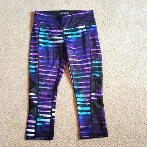 Multicolored workout crop pants
